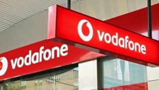 Vodafone Italia, nel nuovo piano 1.130 esuberi: “Aperti a confronto”