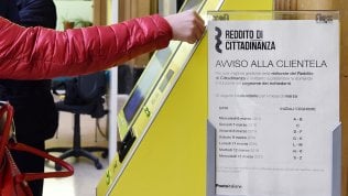 Un mese di Reddito di cittadinanza: 806mila domande, Napoli batte la Lombardia