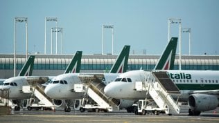 Alitalia, sciopero del trasporto aereo il 21 maggio